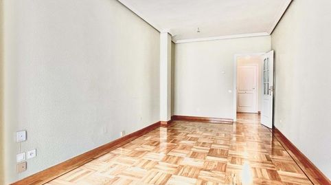 Foto 5 de Piso de alquiler en De Azcona, Guindalera, Madrid Capital