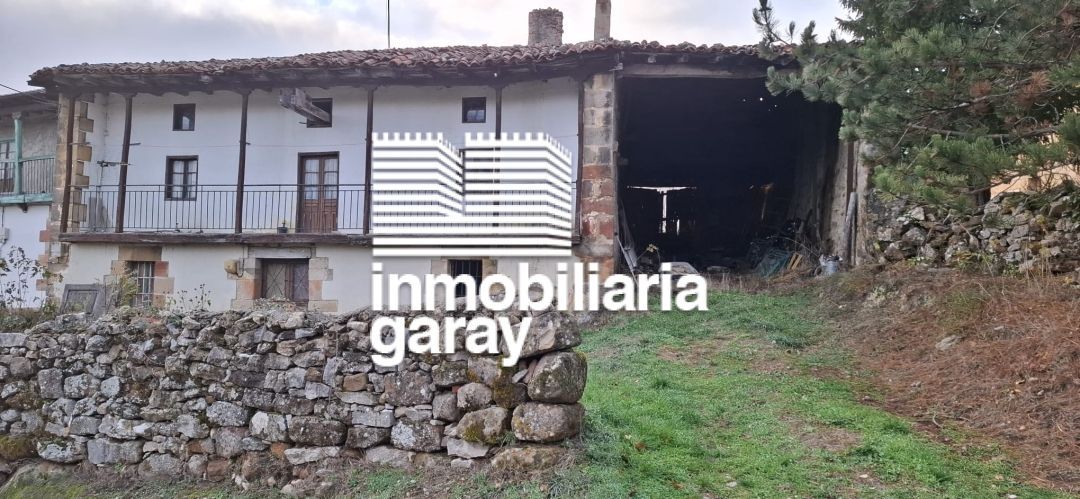 House or chalet for sale in Valle de Valdebezana  with Private garden and Balcony
