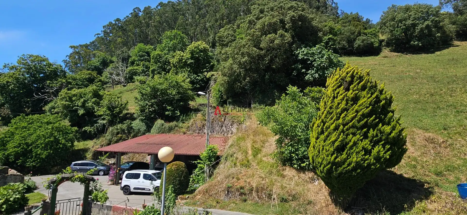 Casa rústica amb terrassa en venda a Voto, imagen 22