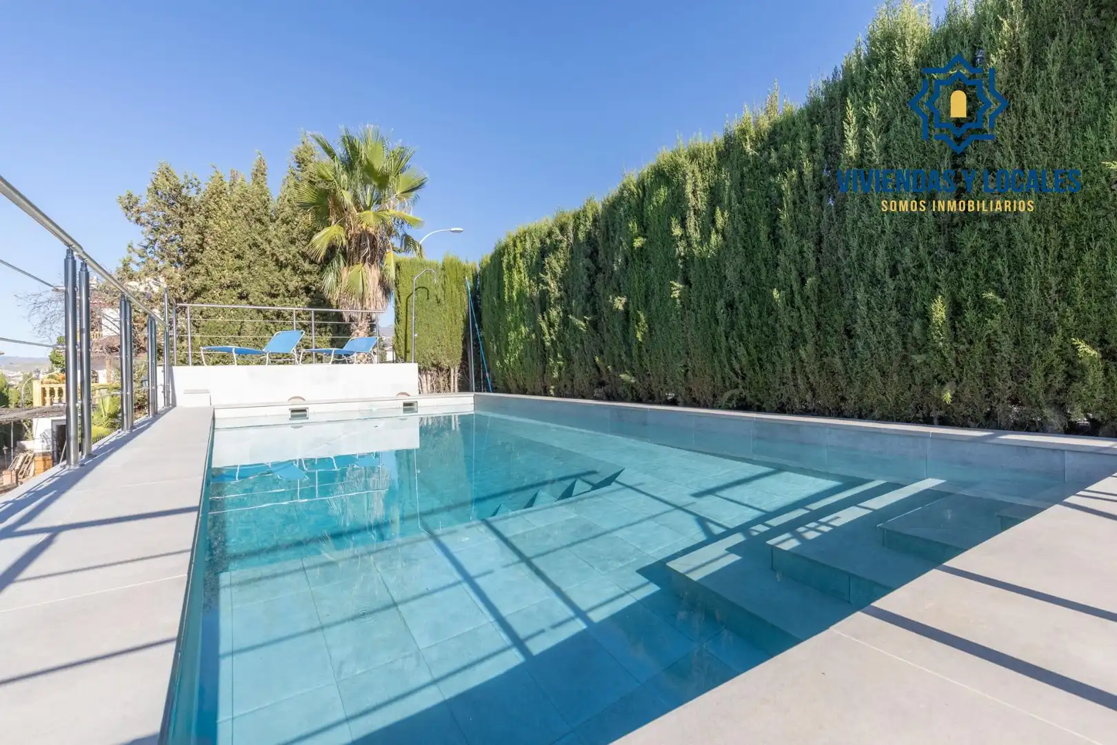 Villa con terrazza in vendita a Altos de la Zubia
