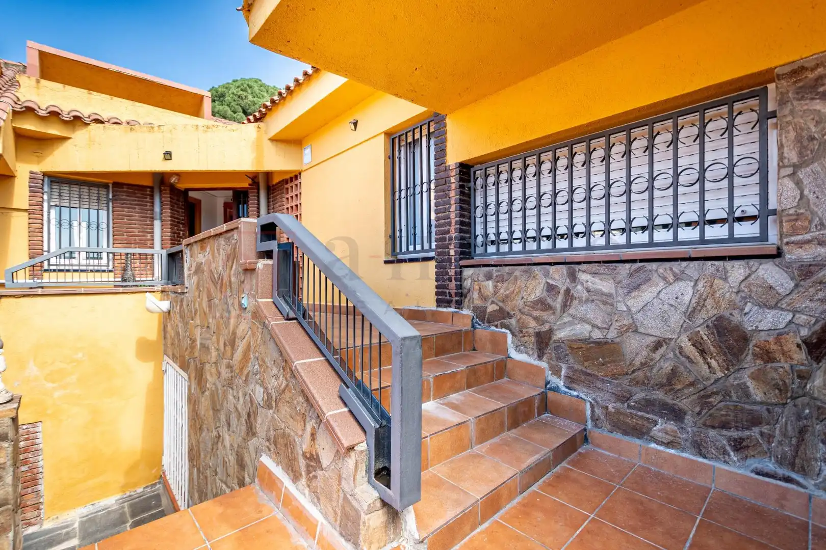 Vista exterior de Casa o chalet en venta en Barcelona con Aire acondicionado, Calefacción y Terraza
