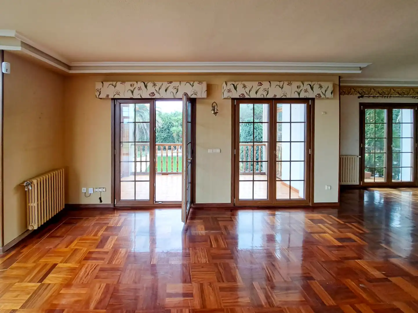 Houses for sale in Castrillón  with Heating, Private garden and Parquet flooring