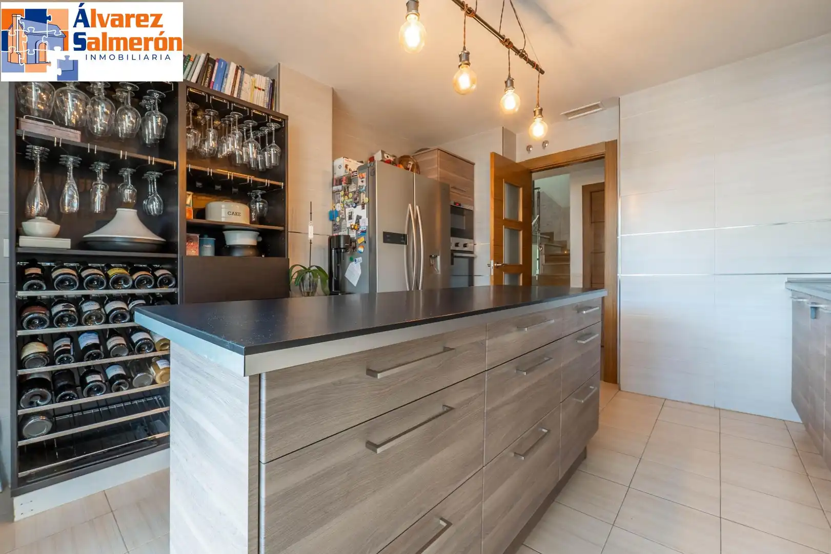 Cocina de Casa adosada en venta en Granada con Aire acondicionado y Terraza