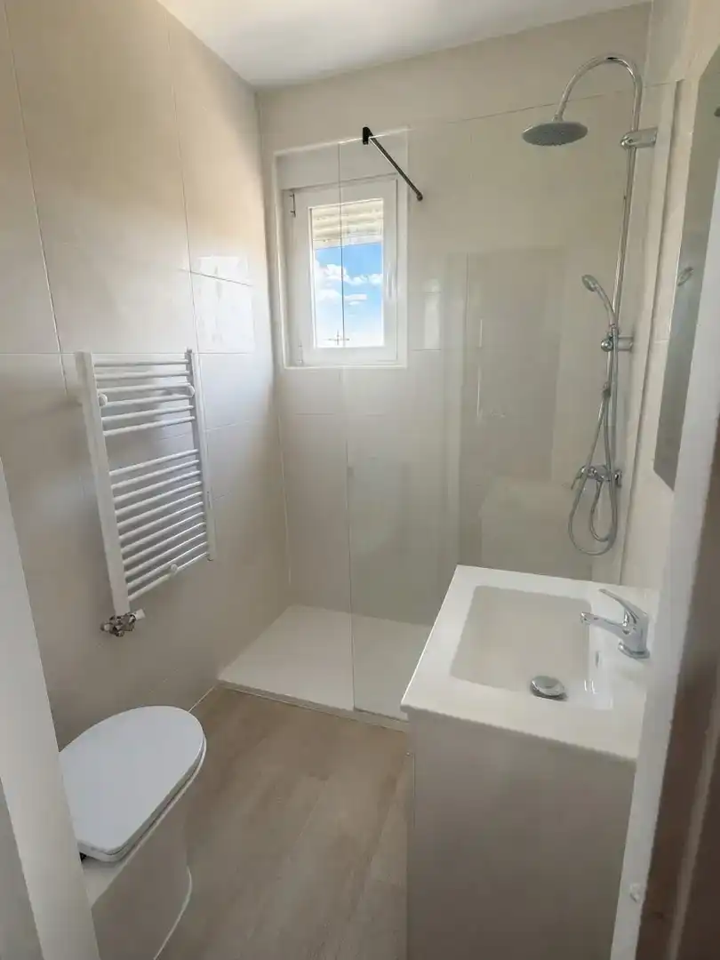 Baño de Piso para compartir en Valladolid con Parquet, Amueblado y Balcón