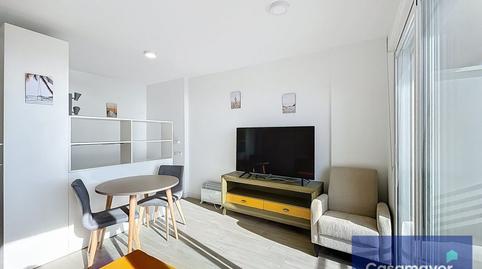 Foto 2 de Piso en venta en Calle Poeta Vila y Blanco, Ensanche - Diputación, Alicante