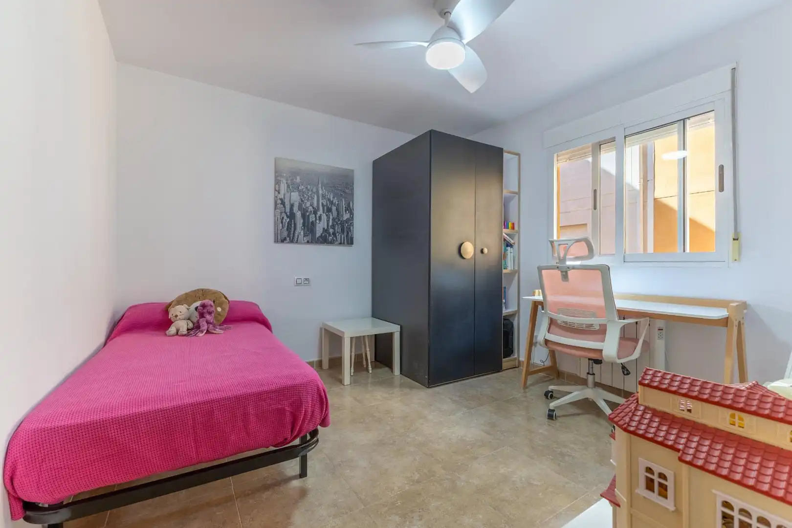 Bedroom of Flat for sale in Sagunto / Sagunt  with Air Conditioner, Heating and Storage room