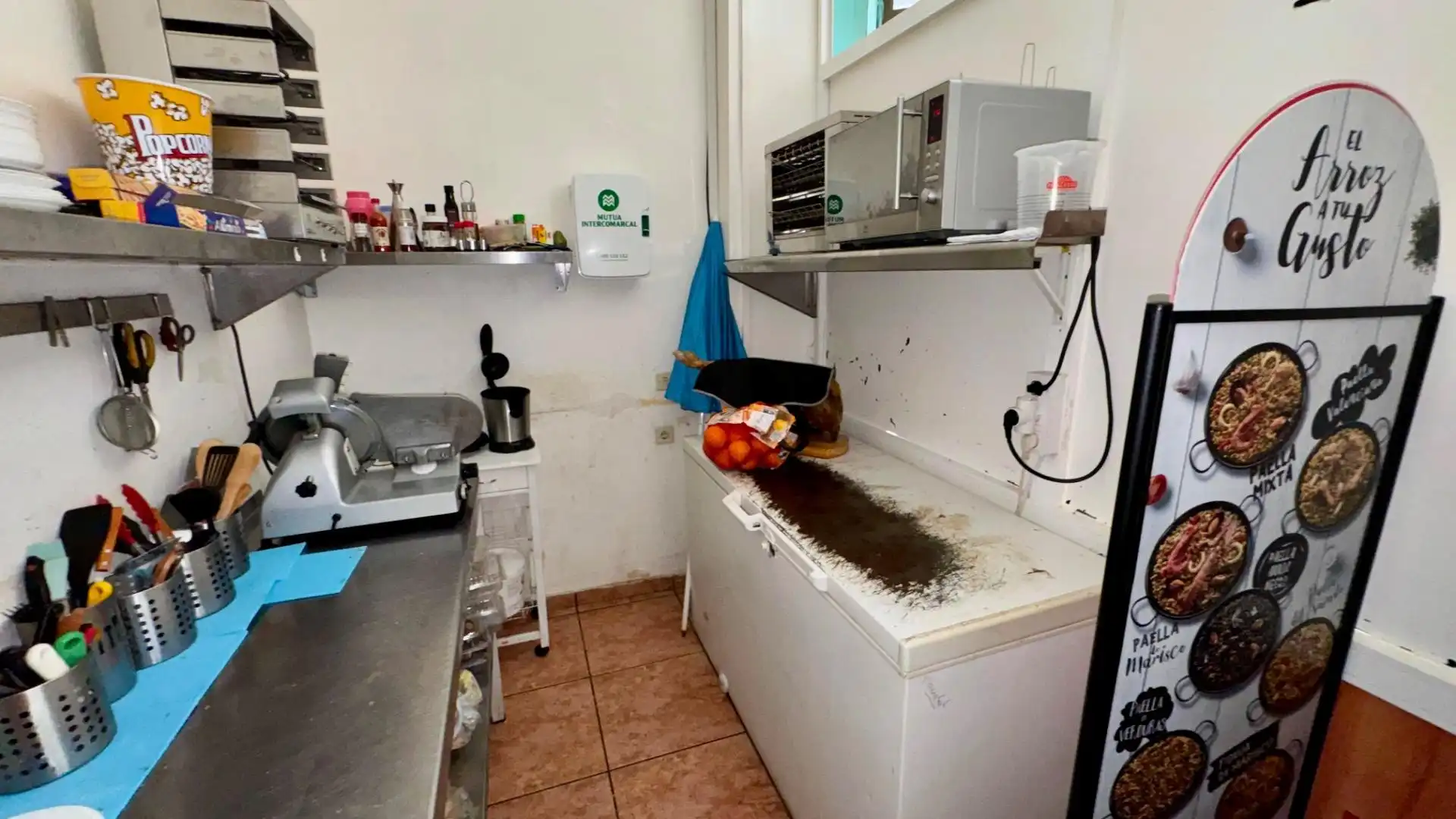 Cocina de Local de alquiler en Malgrat de Mar con Aire acondicionado y Amueblado