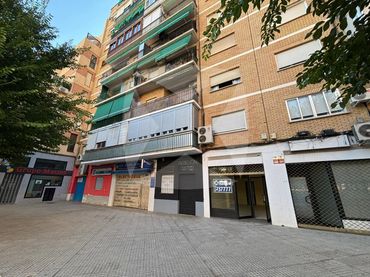 Locale commerciale in affitto a hermanos daniel goyoaga leceta