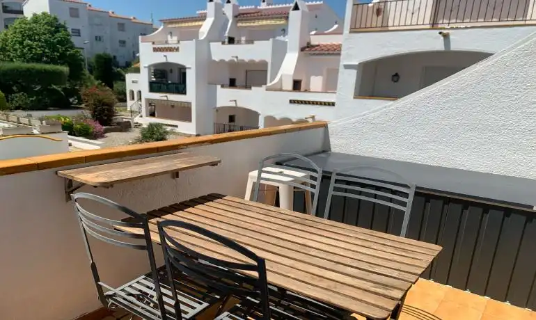 Terrassa de Pis en venda en Roses amb Calefacció, Jardí privat i Moblat