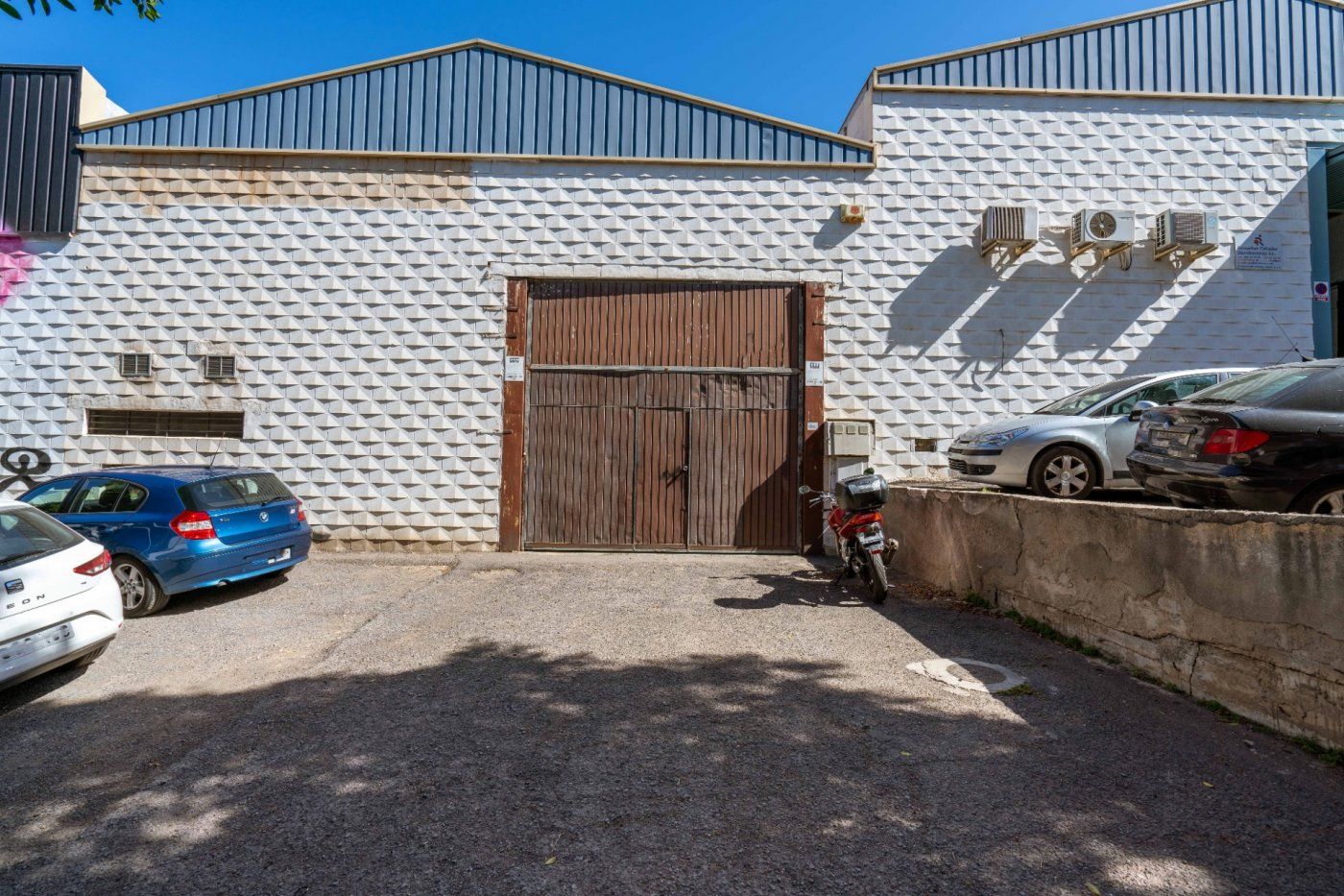 Exterior view of Industrial buildings for sale in  Almería Capital