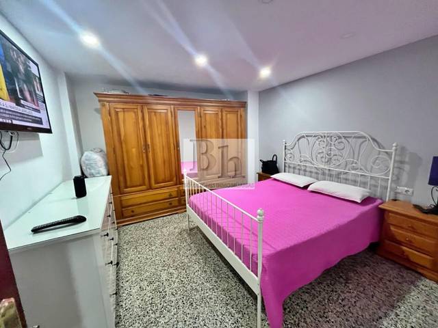 Piso en Venta en Calle martínez de la Rosa en Suárez