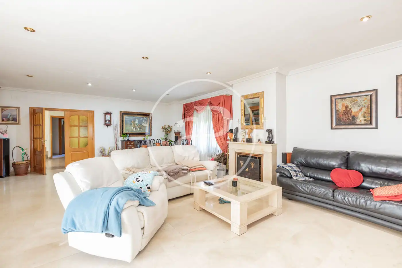 Living room of Houses for sale in Las Rozas de Madrid  with Air Conditioner, Heating and Private garden