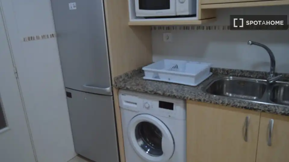 Cocina de Piso de alquiler en Valencia con Aire acondicionado, Calefacción y Amueblado