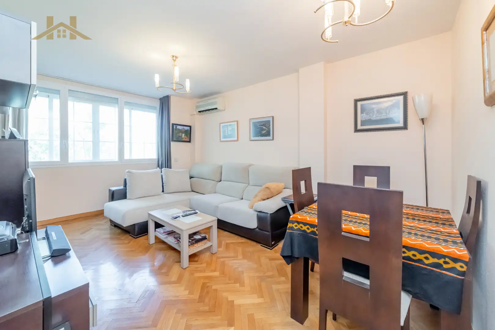 Living room of Flat for sale in Leganés  with Air Conditioner and Heating