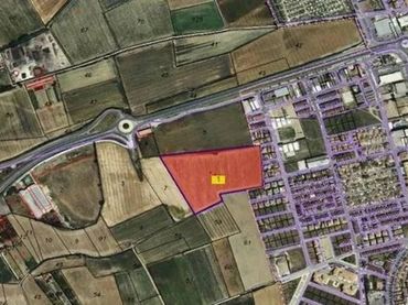 Rustikales Grundstück zum Verkauf in Carrer Pla de Roses 13