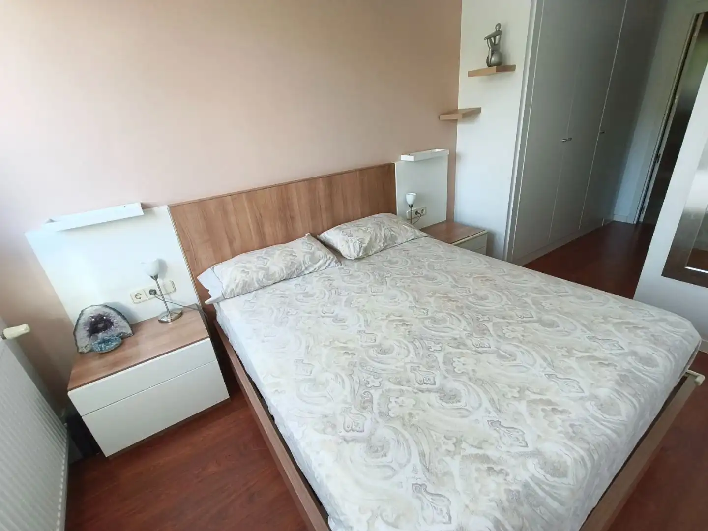 Bedroom of Flat for sale in  Madrid Capital  with Air Conditioner and Balcony