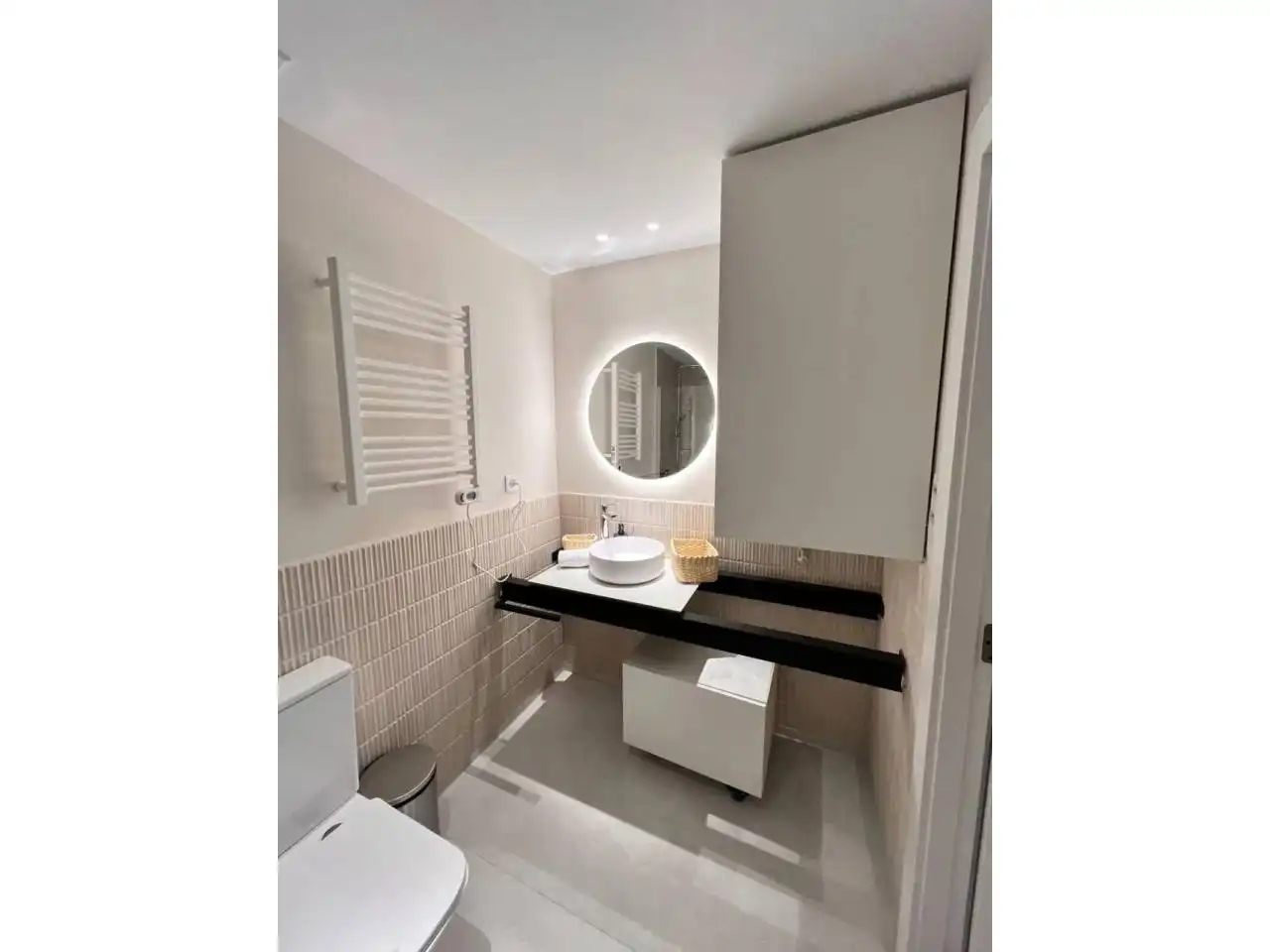 Badezimmer von Wohnung zum Verkauf in L'Hospitalet de Llobregat mit Klimaanlage, Heizung und Parkett