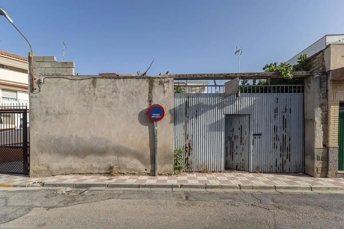 Residencial en venta en Calle del Perú, Albolote