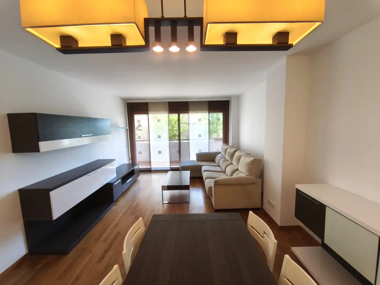 Living room of Flat for sale in Salt  with Heating, Private garden and Parquet flooring