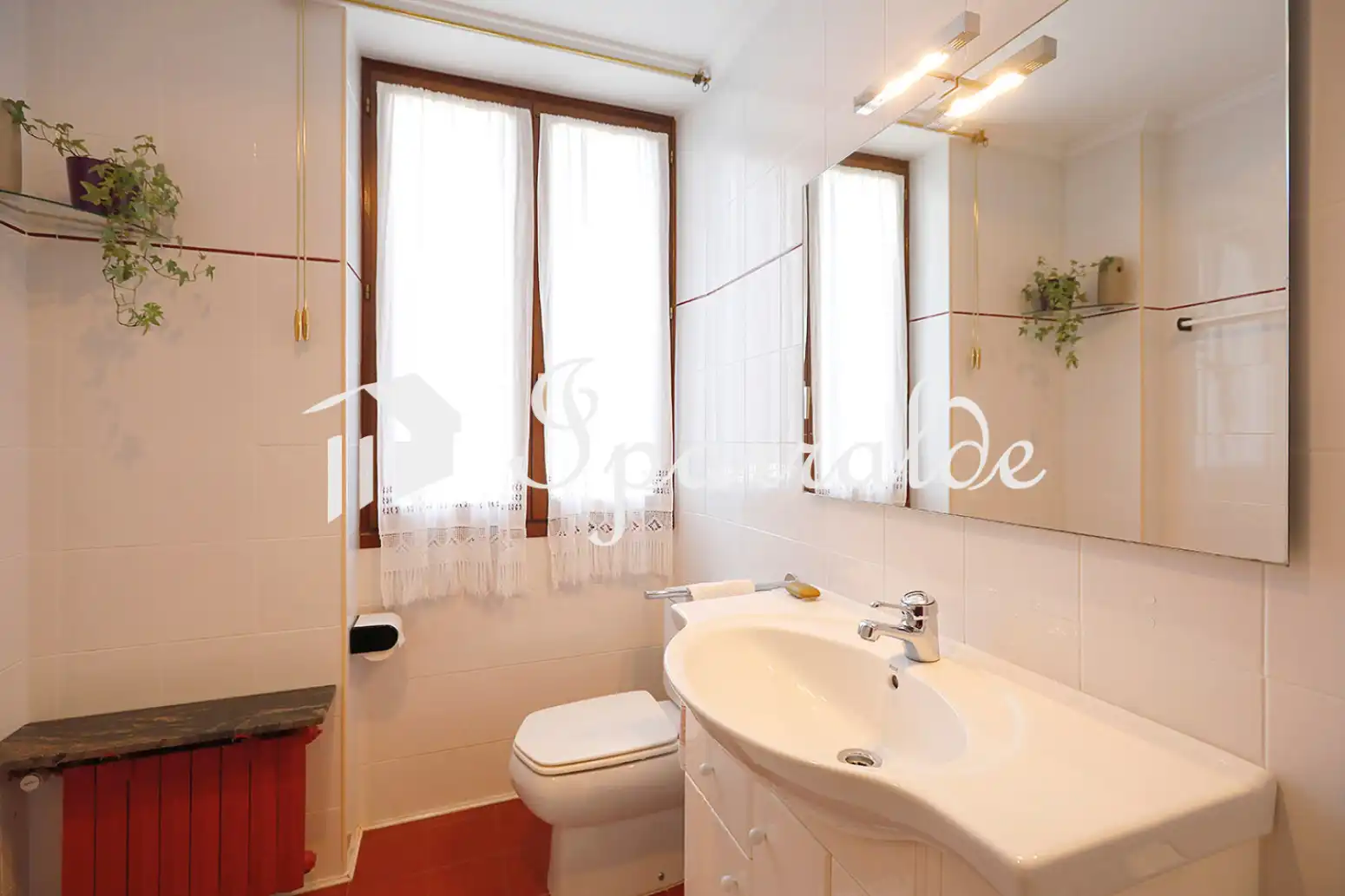 Casa amb terrassa en venda a Irun - Reina Fabiola, imagen 45