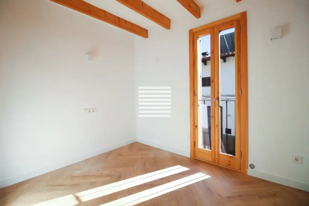 Einfamilien-Reihenhaus zum Verkauf in Pollença mit Klimaanlage, Terrasse und Schwimmbad