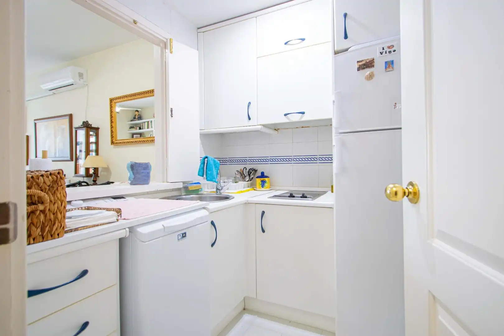 Flat for sale in Avenida ALCALDE LUIS URUÑUELA, Urbadiez - Entrepuentes
