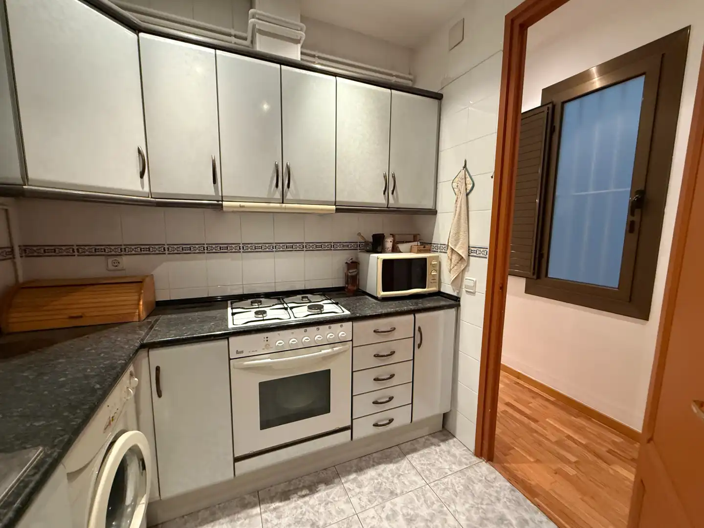 Kitchen of Flat for sale in Barcelona  with Heating, Parquet flooring and Furnished