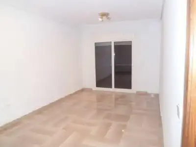 Flat for rent in Ciudad Jardín - Zoco