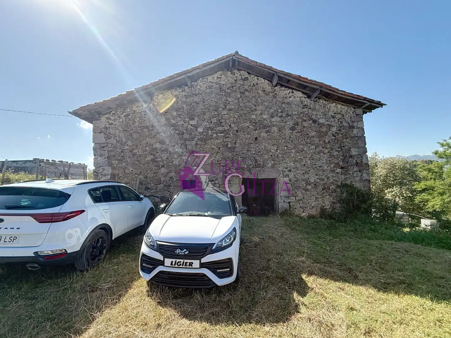Vista exterior de Finca rústica en venda en Muxika amb Jardí privat