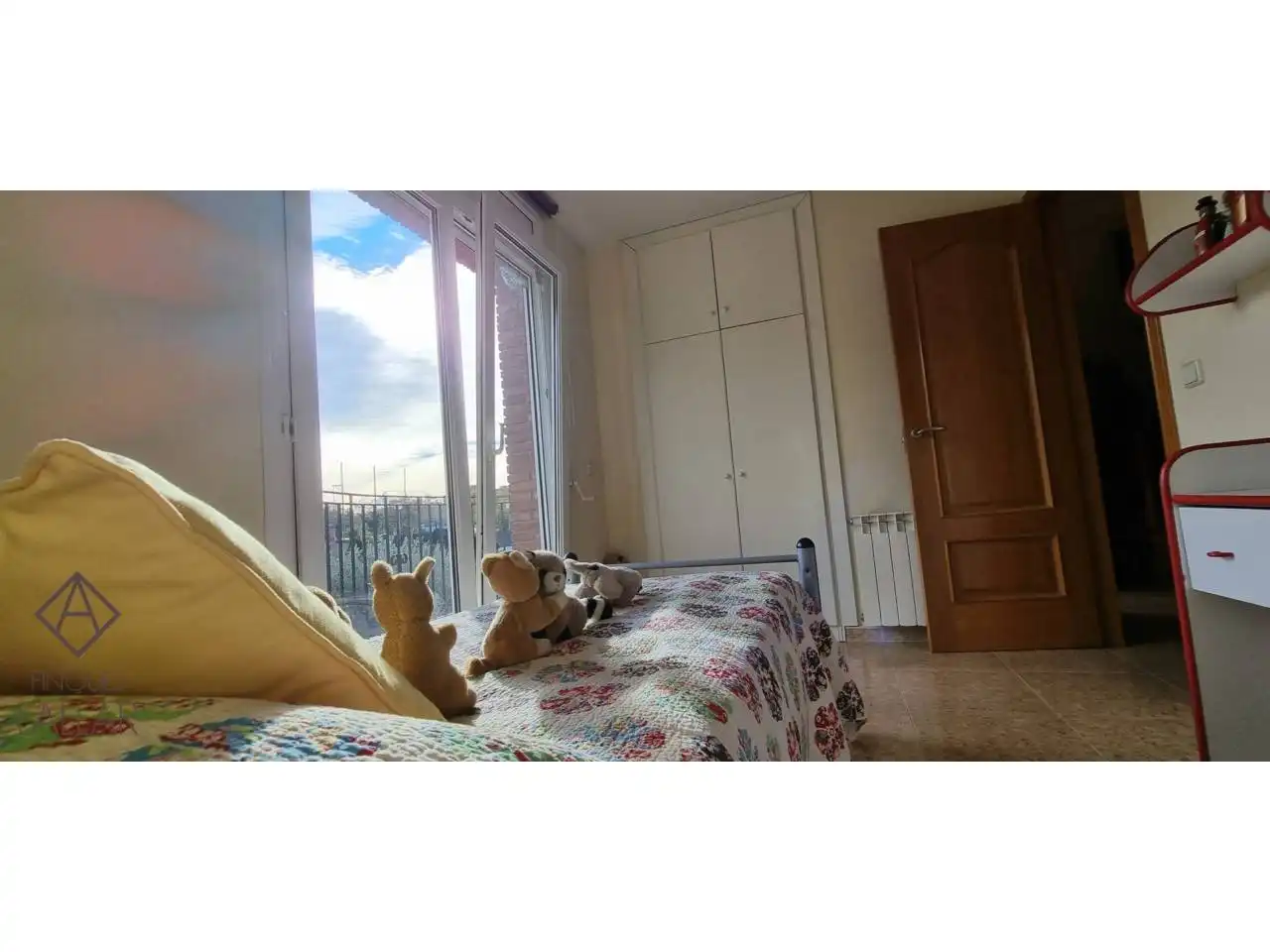 Habitación de Casa adosada en venta en Granollers con Calefacción, Jardín privado y Terraza