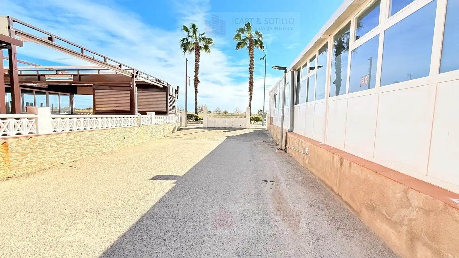 Vista exterior de Local en venda en Peñíscola / Peníscola amb Terrassa