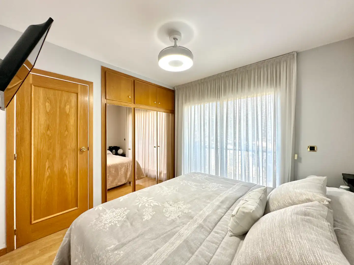 Habitación de Casa adosada en venta en Campdevànol con Calefacción, Terraza y Horno