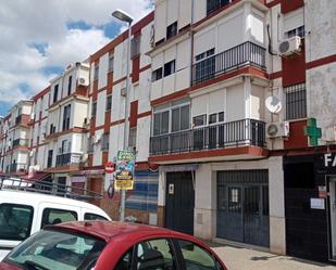 Exterior view of Flat for sale in  Sevilla Capital