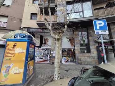 Local comercial en venda a BARCELONA