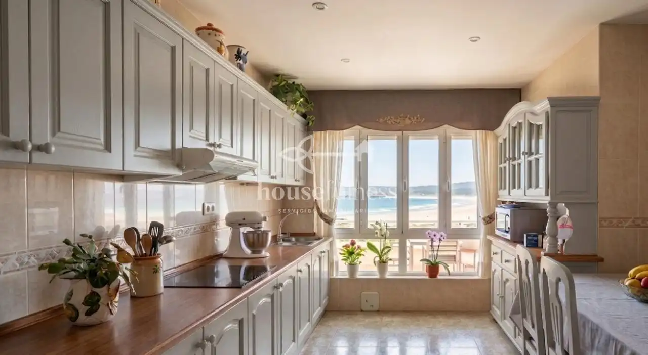 Kitchen of Flat for sale in Valdoviño  with Heating, Terrace and Storage room