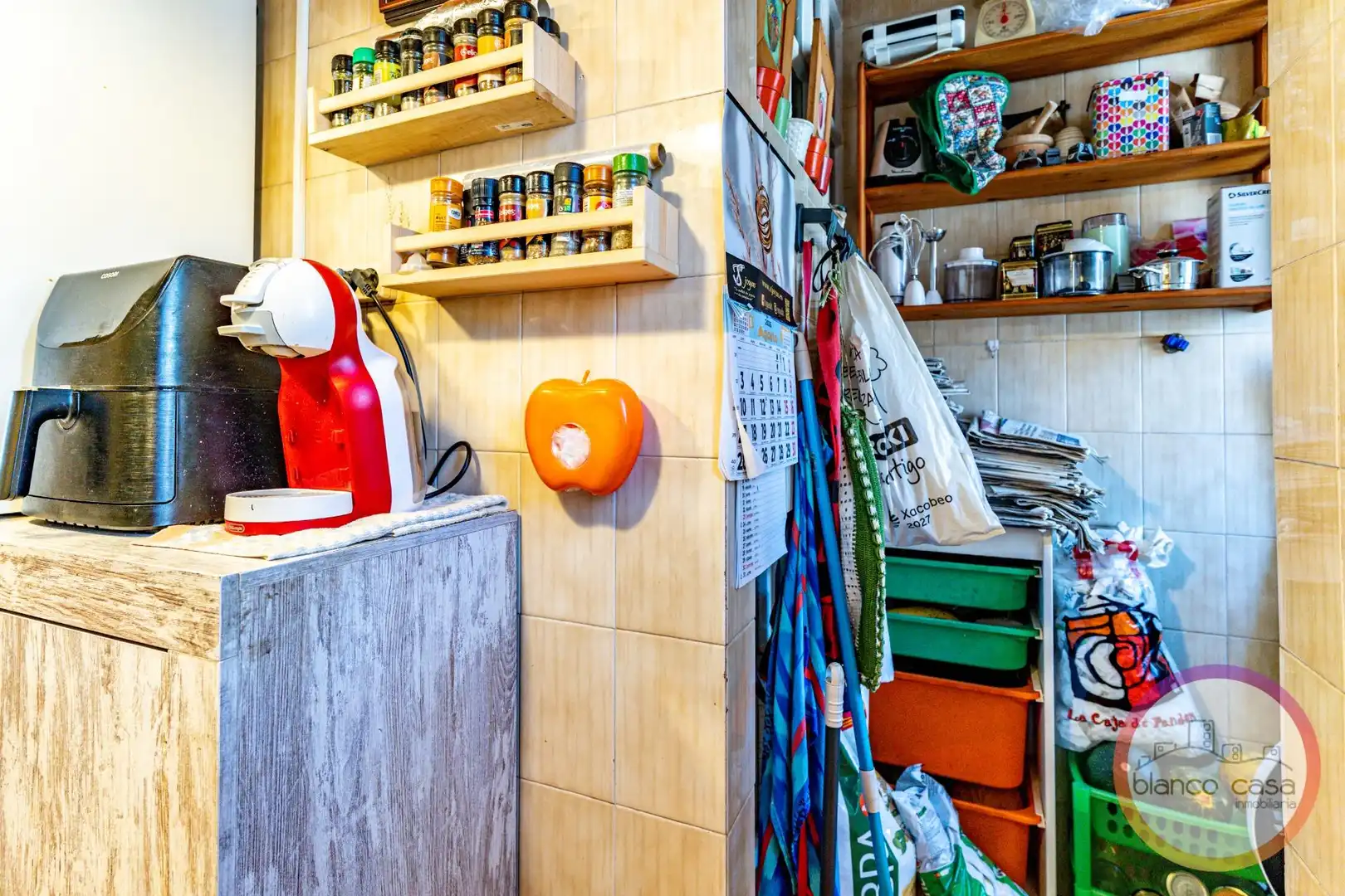 Cocina de Piso en venta en A Coruña Capital  con Calefacción y Trastero