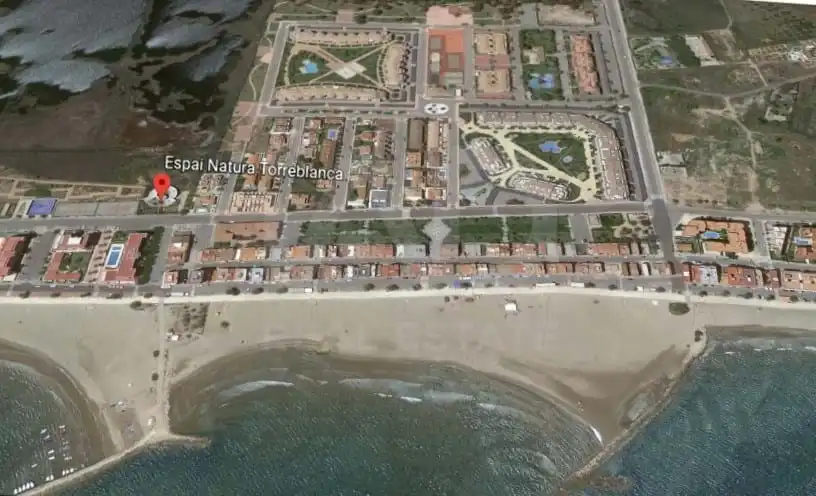 Außenansicht von Wohnung zum Verkauf in Torreblanca mit Klimaanlage, Heizung und Schwimmbad