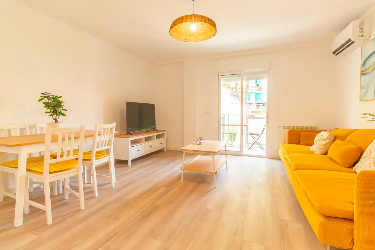 Wohnzimmer von Wohnung zum Verkauf in Madrid mit Klimaanlage, Heizung und Terrasse