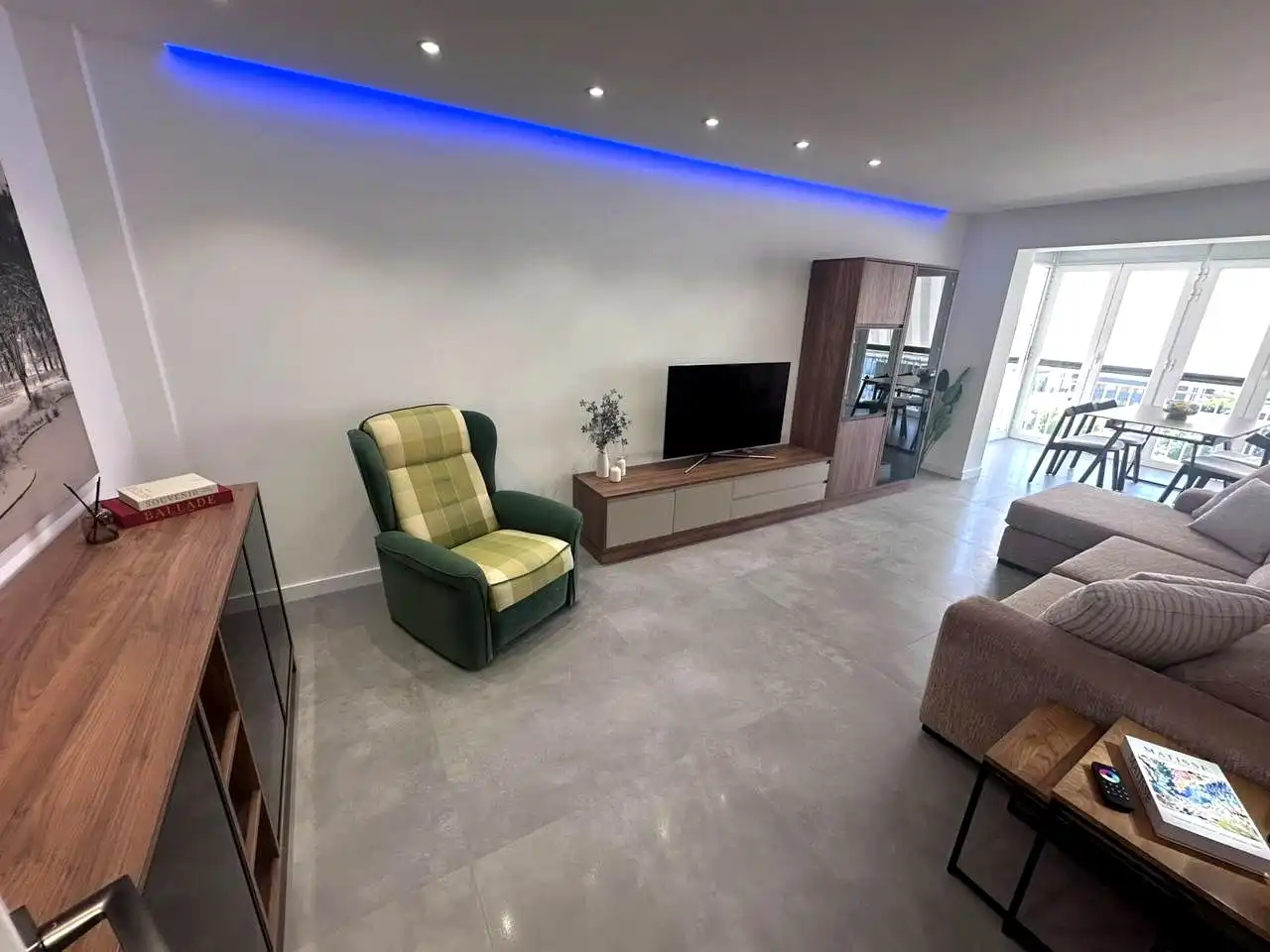 Wohnung zur Miete in Benicasim / Benicàssim mit Klimaanlage, Terrasse und Möbliert