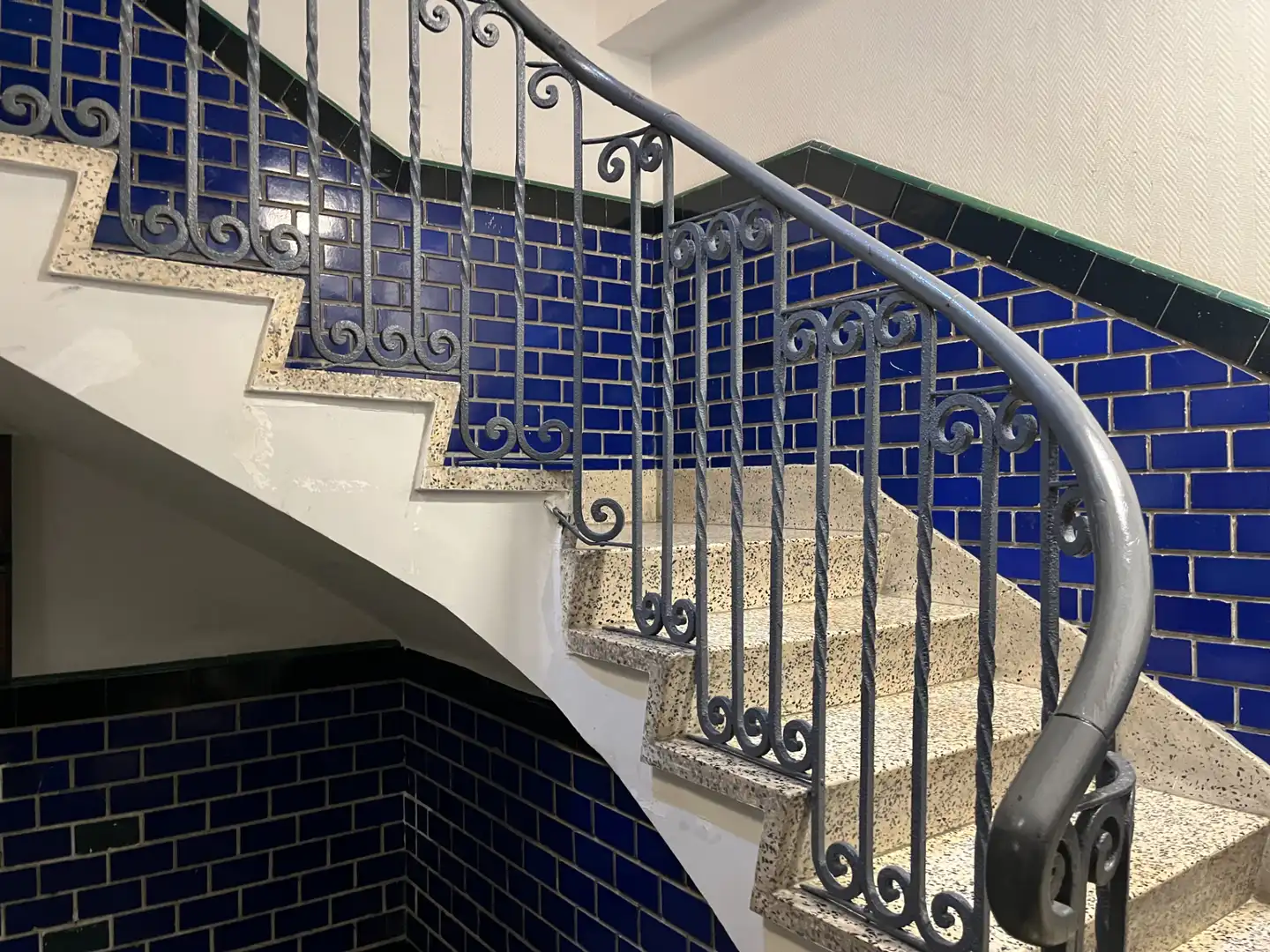 Pis en venda en Donostia - San Sebastián  amb Calefacció, Parquet i Forn