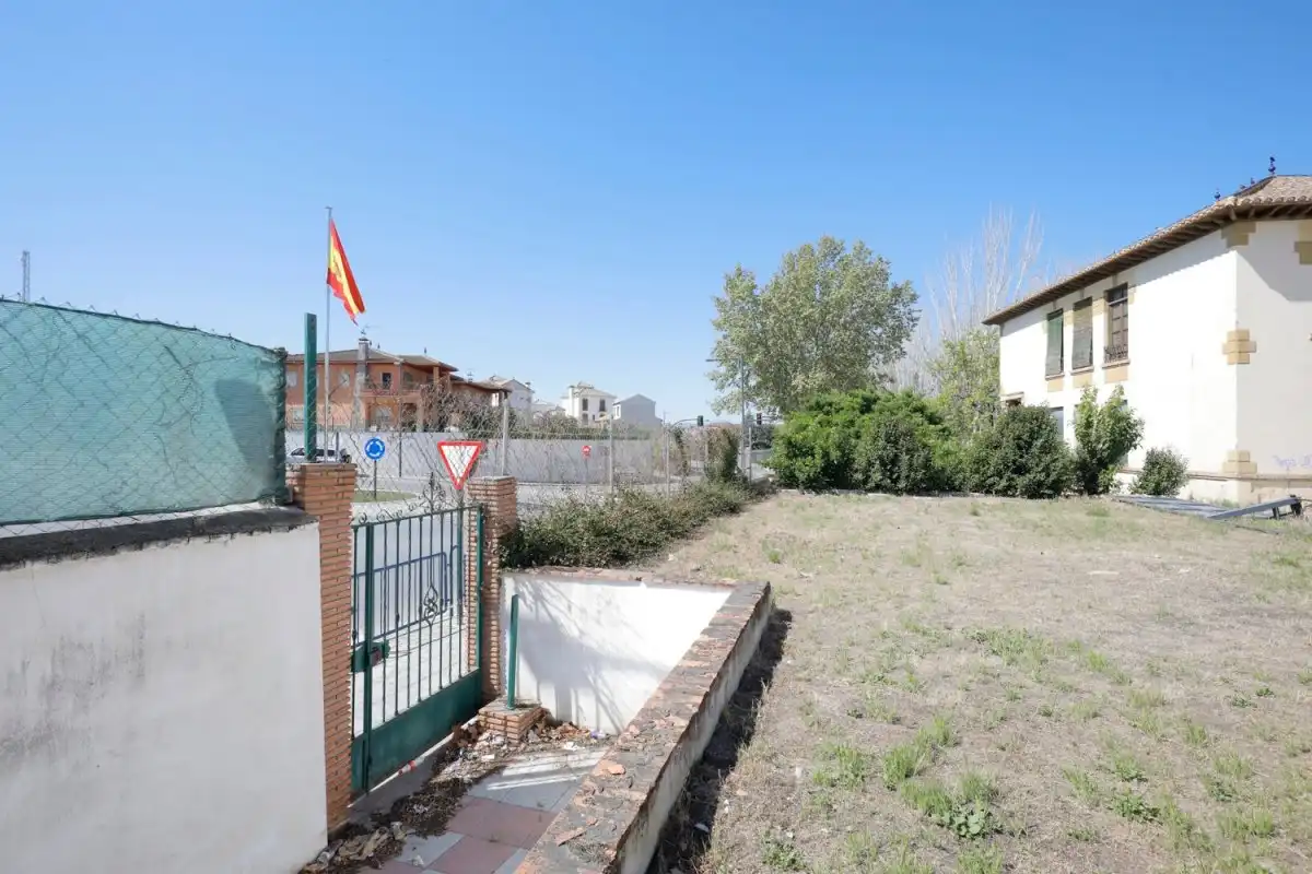 Casa o xalet en venda en Alhendín amb Jardí privat, Terrassa i Balcó