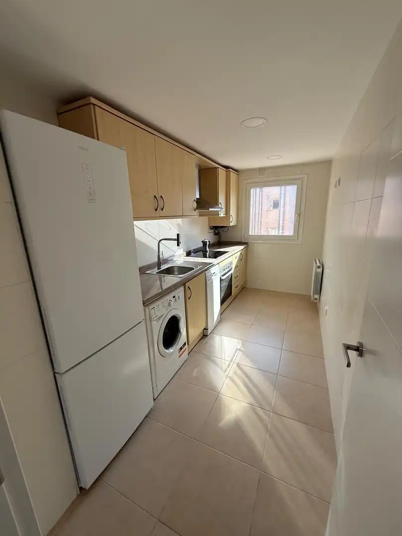 Cuina de Apartament en venda en Cambrils amb Aire condicionat, Calefacció i Moblat
