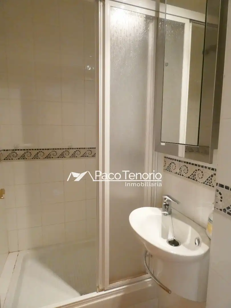 Baño de Piso de alquiler en La Antilla con Terraza, Amueblado y Horno