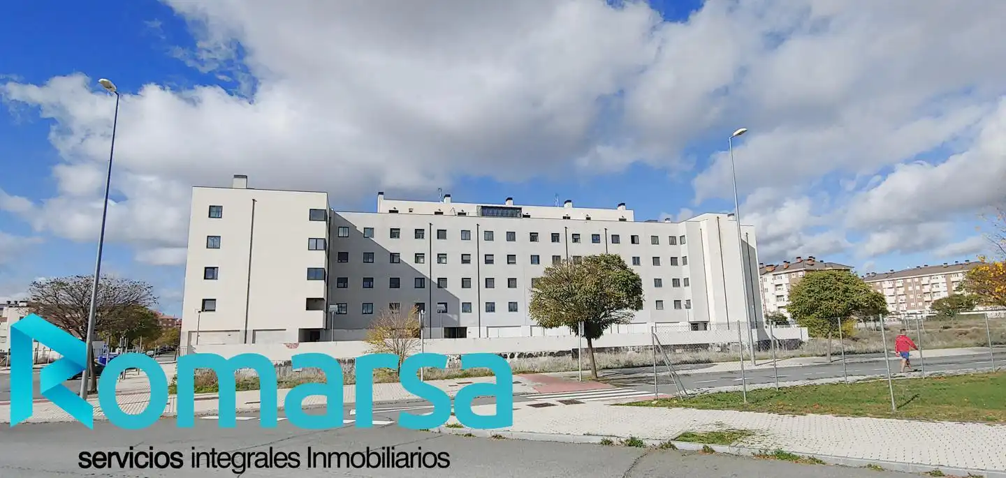 Aparcamiento en venta en Maurice Ravel