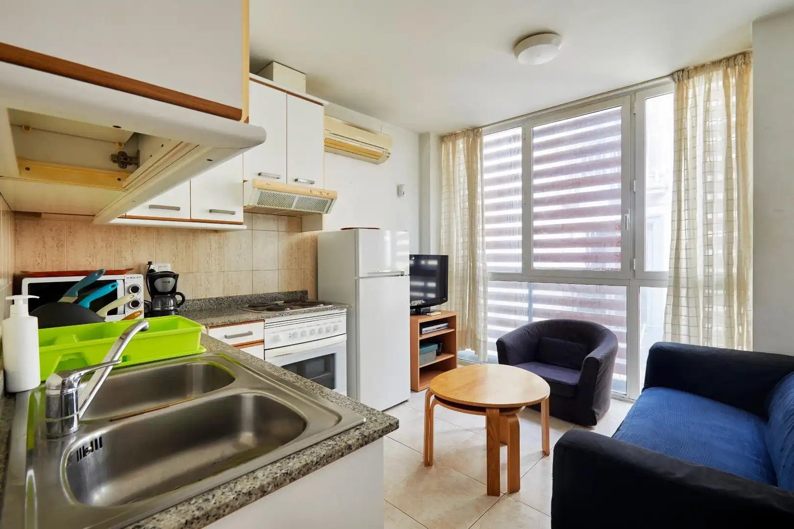 Cocina de Piso en venta en  Barcelona Capital con Aire acondicionado