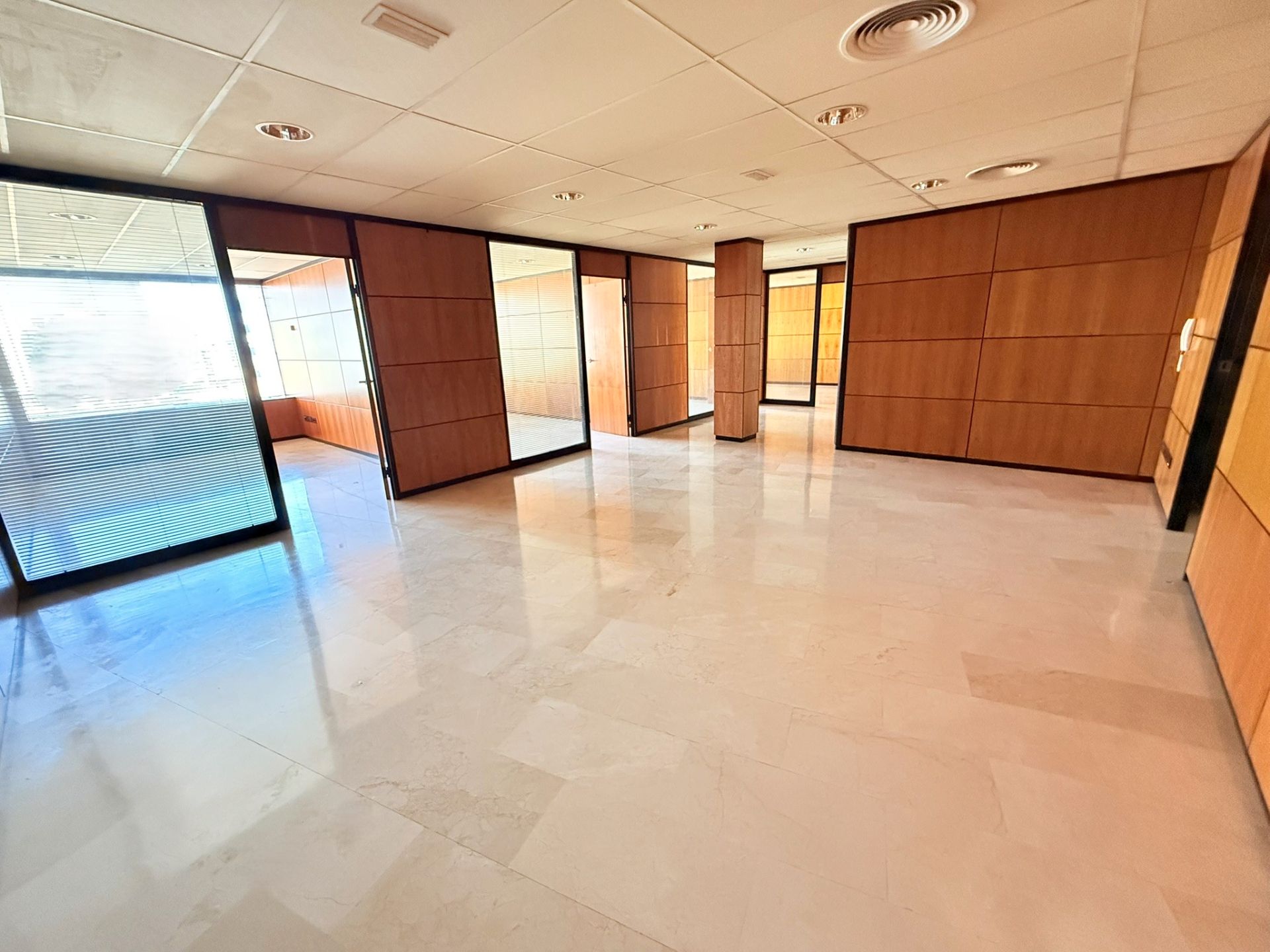 Office to rent in  Palma de Mallorca  with Air Conditioner, Heating and Internet