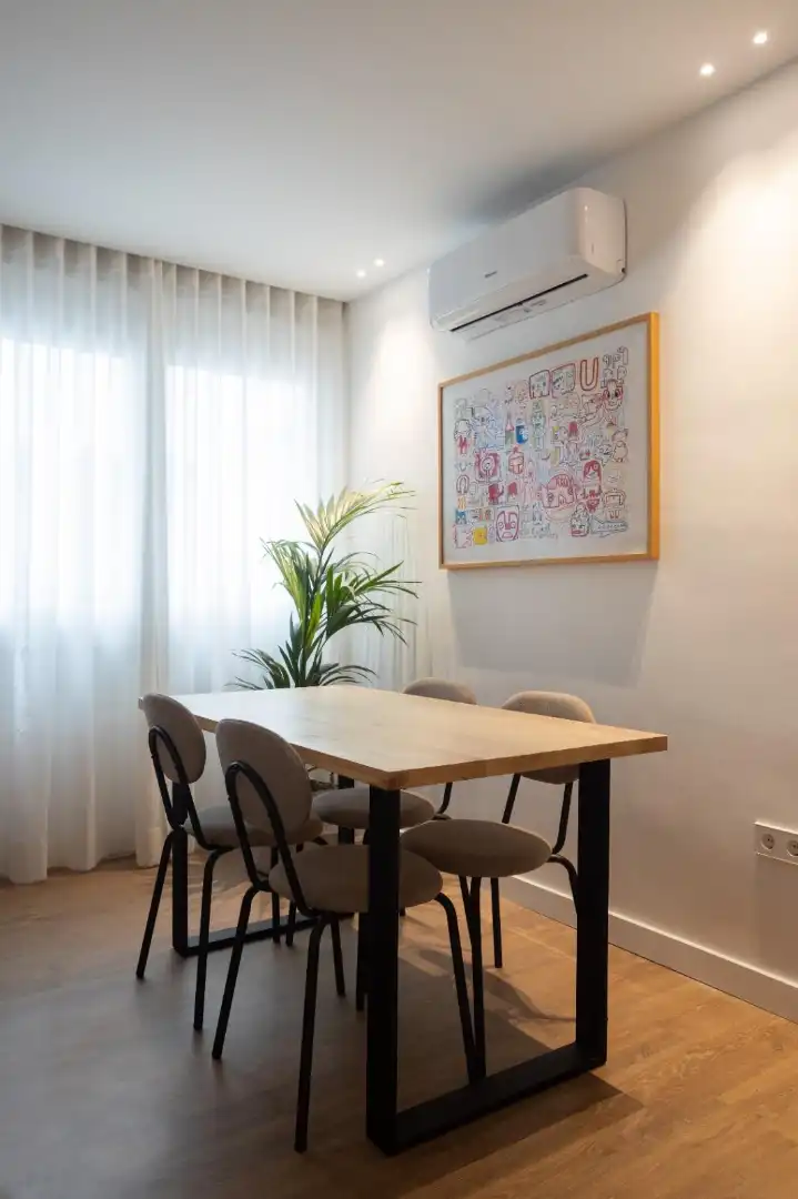 Wohnung zur Miete in Calle Afán de Ribera, 27, Fígares