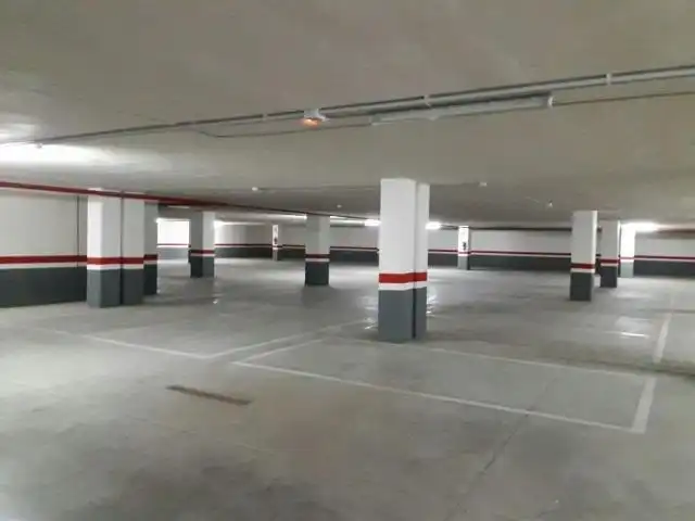 Parking for sale in Este, imagen 5