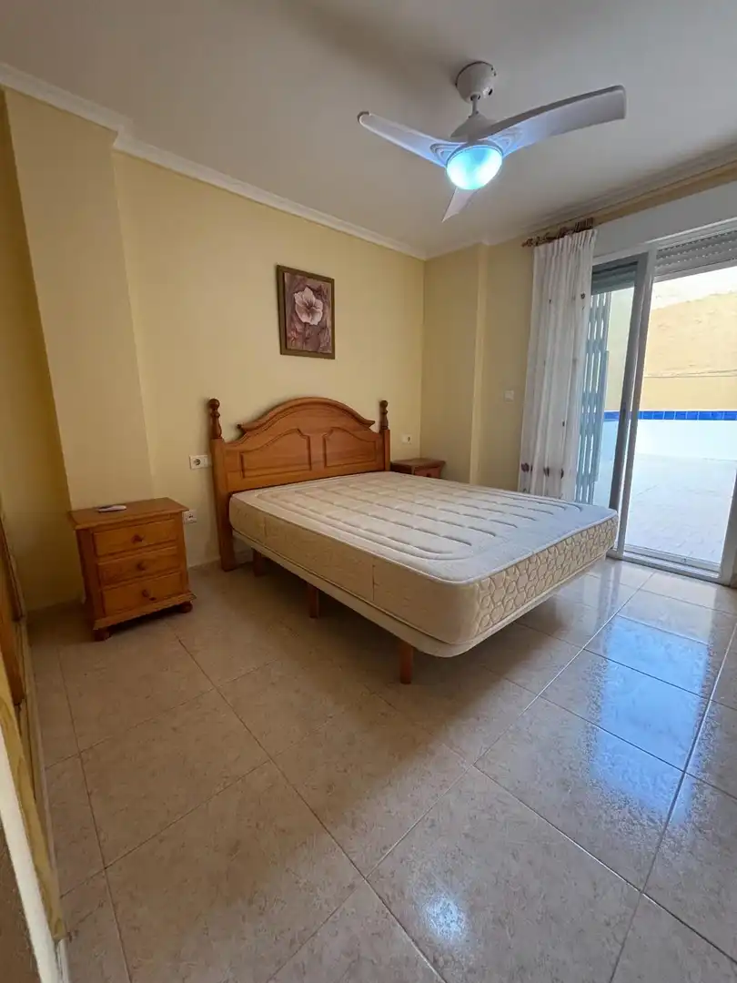 Dormitori de Pis en venda en Los Alcázares amb Aire condicionat i Terrassa