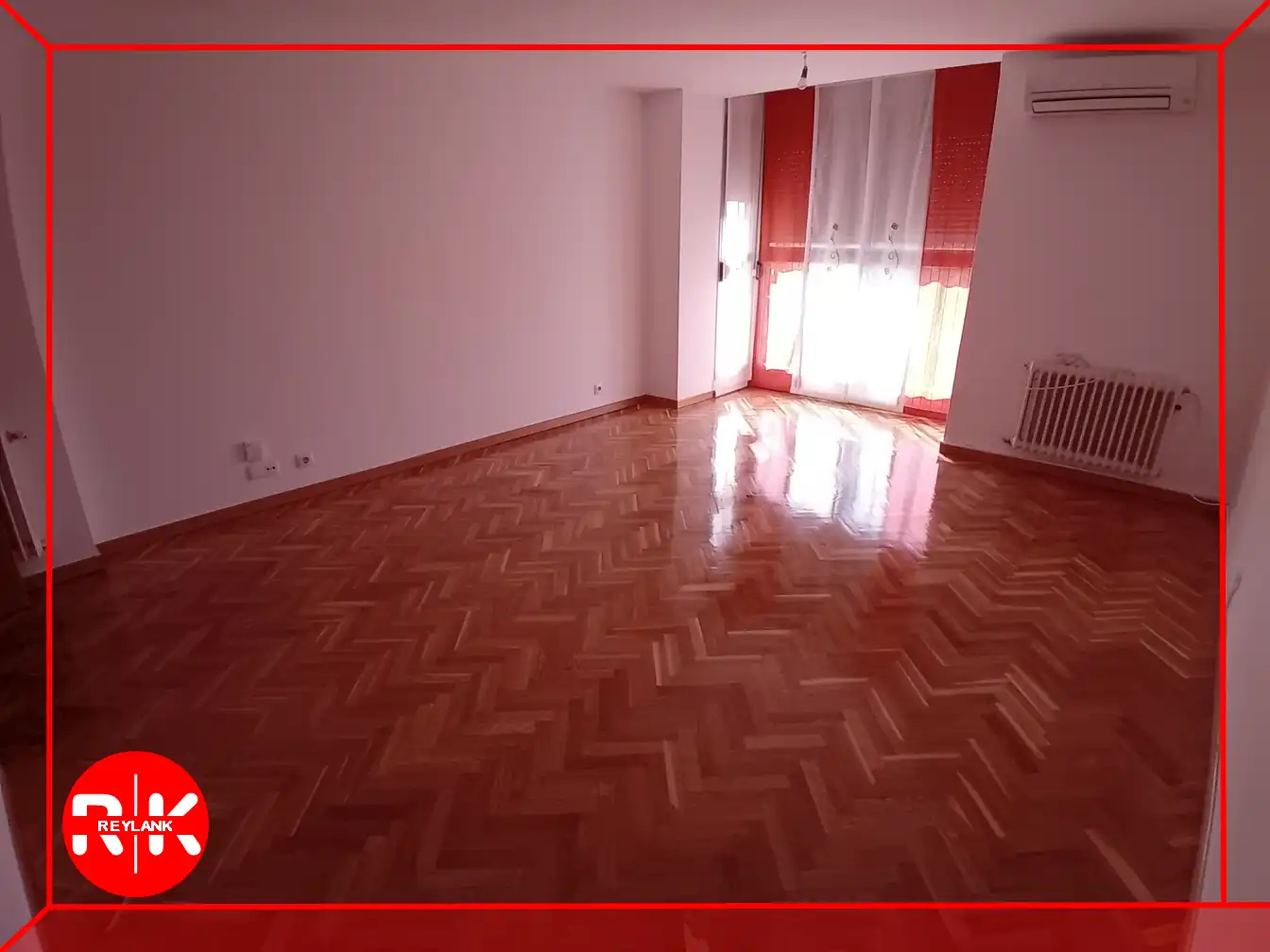 Sala de estar de Piso de alquiler en Madrid con Aire acondicionado, Calefacción y Trastero